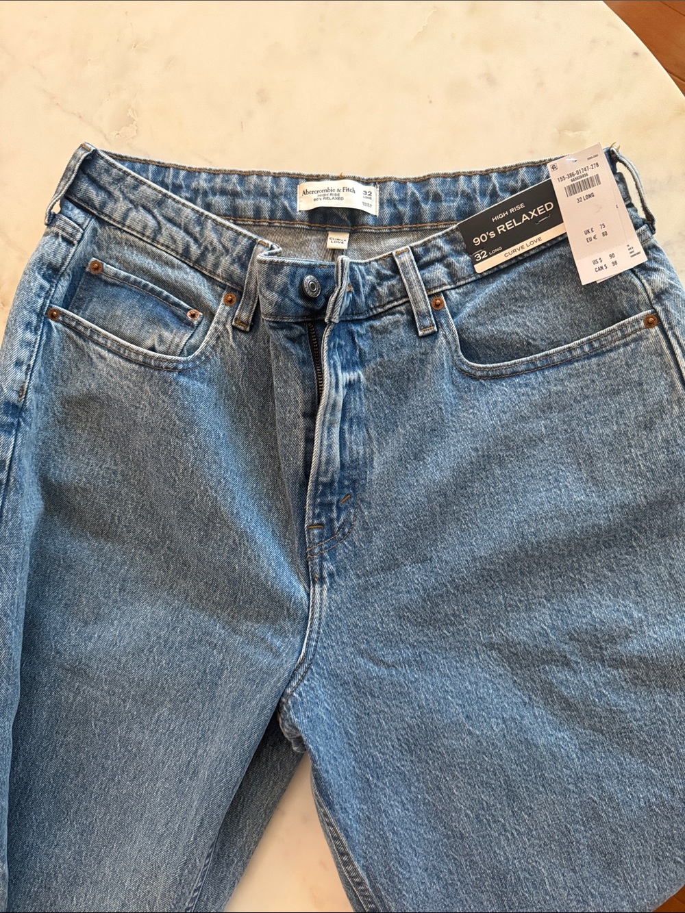 Abercrombie & Fitch Women’s High Rise 90’s Relaxed Jeans